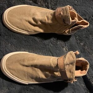 Stylish Blowfish Green High-Top Sneakers with Zipper